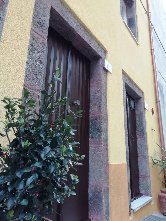 Piccola Casa Di Sardegna Apartment Villanova Monteleone Exterior photo